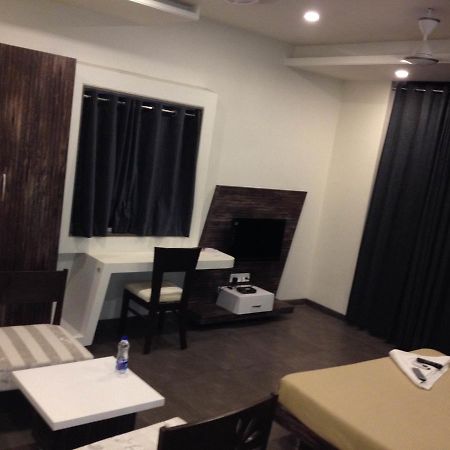 Lātūr Hotel Vrinda المظهر الخارجي الصورة