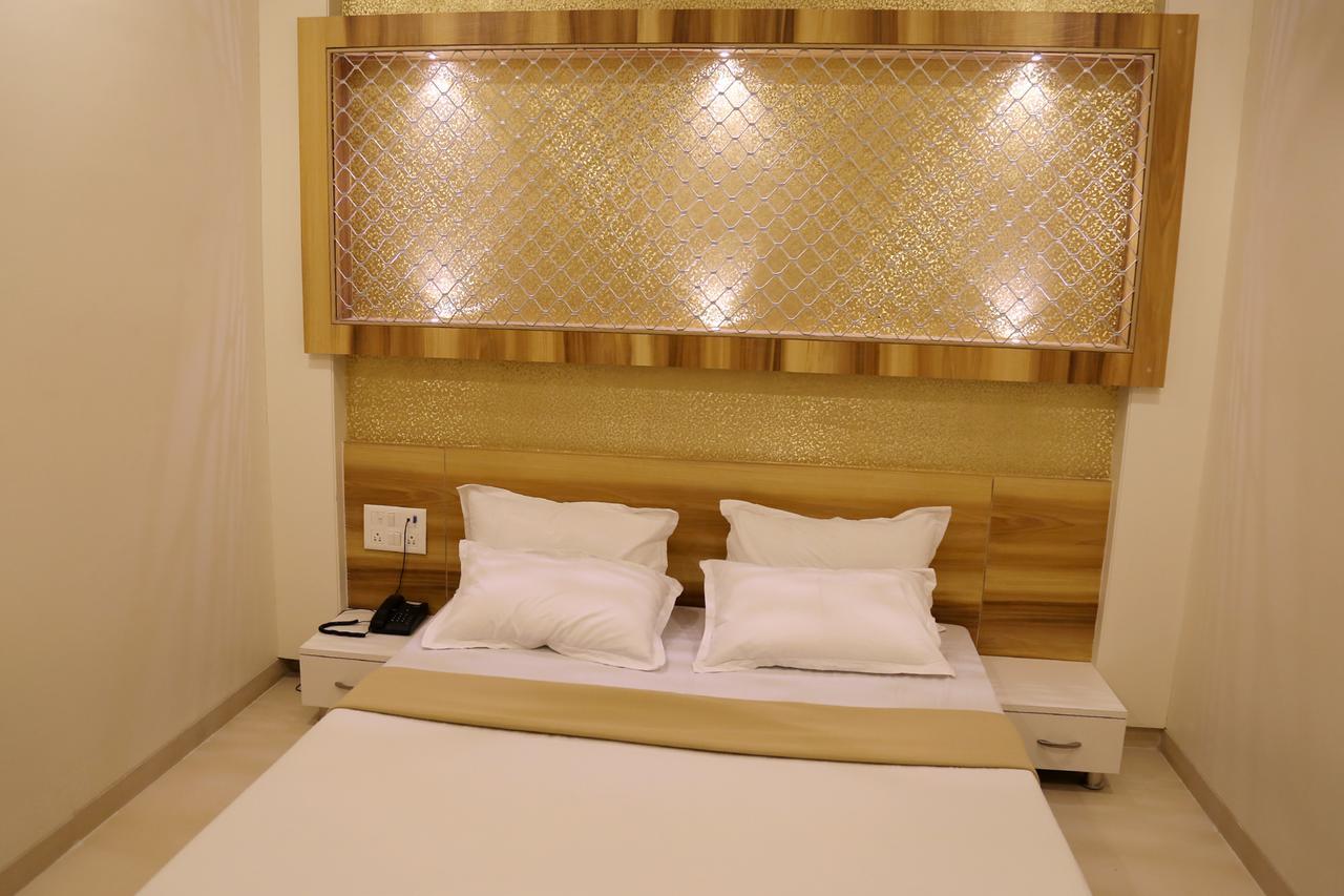 Lātūr Hotel Vrinda المظهر الخارجي الصورة