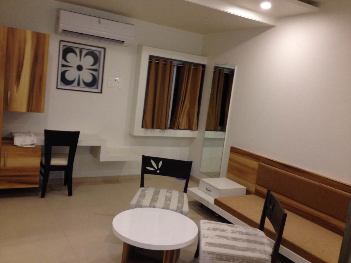 Lātūr Hotel Vrinda المظهر الخارجي الصورة